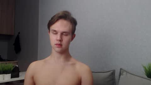 Angel online show from November 2025 11:03:02 AM