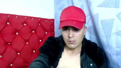 angels_0001 online show from December 2024 05:00:01 PM