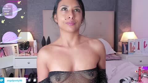 Angela online show from December 2024 04:46:02 PM