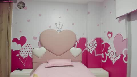 Angel  online show from February 2025 09:47:02 AM