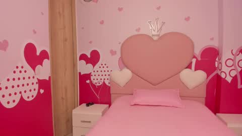 Angel  online show from February 2025 09:49:01 AM