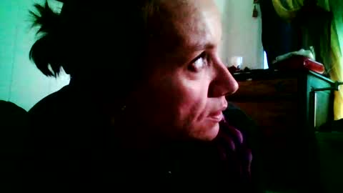 Snapshot of angelvanderpool71 chatting on February 2026 06:39:01 PM angelvanderpool71 online show from February 2026 06:39:01 PM
