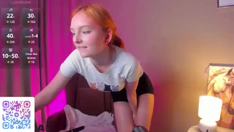 angelwise online show from November 2025 03:06:01 AM