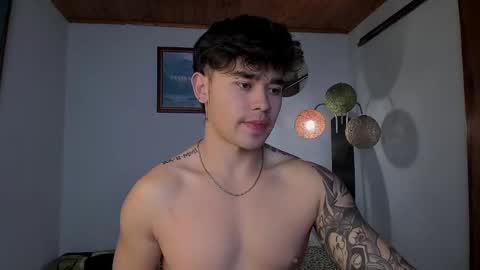 Snapshot of angelx_fox chatting on January 2025 11:45:02 AM Angel Fox online show from January 2025 11:45:02 AM