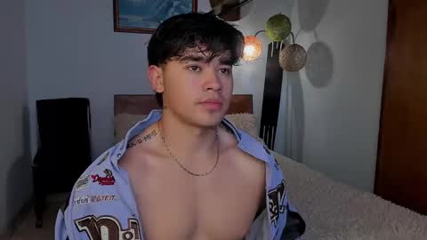 Snapshot of angelx_fox chatting on February 2025 10:23:02 AM Angel Fox online show from February 2025 10:23:02 AM