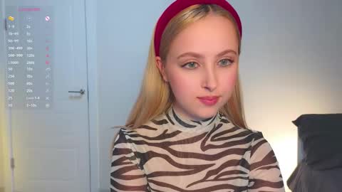 Snapshot of angelxloe chatting on February 2026 10:46:01 PM Im Chloe i do FLASH BOOBS for new fan club online show from February 2026 10:46:01 PM