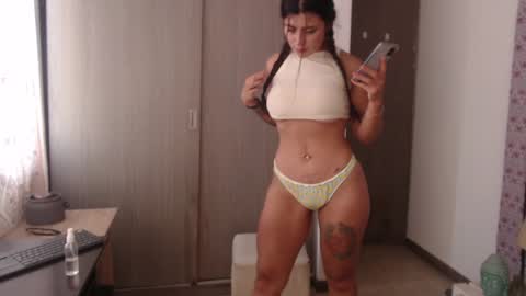 Snapshot of angie_nova1 chatting on December 2024 07:44:01 PM Angie online show from December 2024 07:44:01 PM