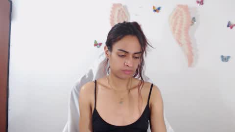 Snapshot of angie_tssex chatting on March 2025 06:30:01 AM ints marianaroldan945 online show from March 2025 06:30:01 AM