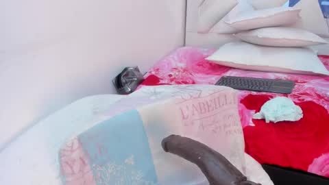 A N G I E.  online show from March 2025 05:17:02 AM