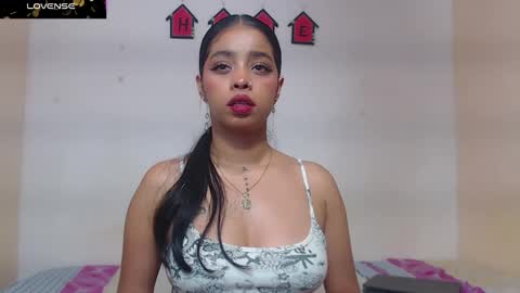Snapshot of angielee01 chatting on February 2025 11:31:01 AM Angie y Andres online show from February 2025 11:31:01 AM