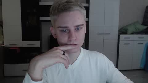 vodka online show from February 2025 04:40:02 AM