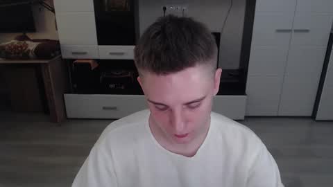 vodka online show from October 2025 06:00:02 AM