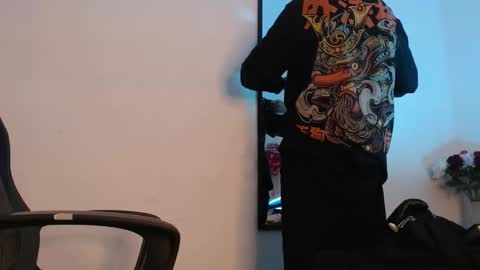 anhonymus online show from November 2025 08:41:02 PM