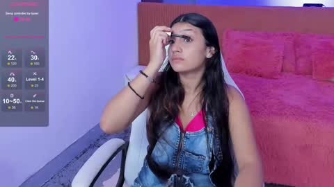 Snapshot of aniie_princess_18 chatting on September 2025 02:22:02 AM anni online show from September 2025 02:22:02 AM