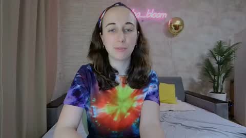 anikabloom online show from February 2025 02:53:02 AM