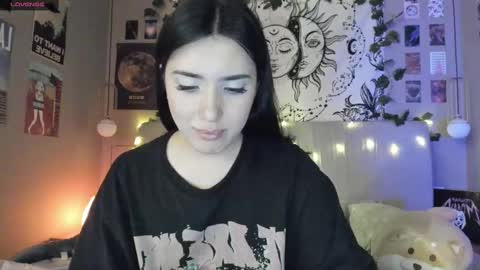 Anisa Moan from LovenseWet from Tip MenuOpen for Private online show from January 2025 05:19:01 PM