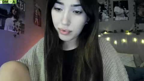 Snapshot of anisa_sweet chatting on December 2025 05:53:02 PM Anisa Moan from LovenseWet from Tip MenuOpen for Private online show from December 2025 05:53:02 PM