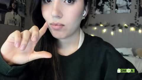 Snapshot of anisa_sweet chatting on February 2026 04:45:01 AM Anisa Moan from LovenseWet from Tip MenuOpen for Private online show from February 2026 04:45:01 AM