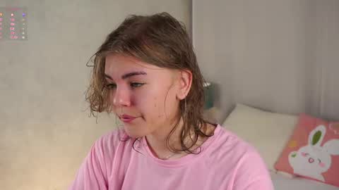 AnishaVivo online show from April 2026 11:44:02 AM