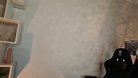 Anita online show from February 2026 11:21:02 PM