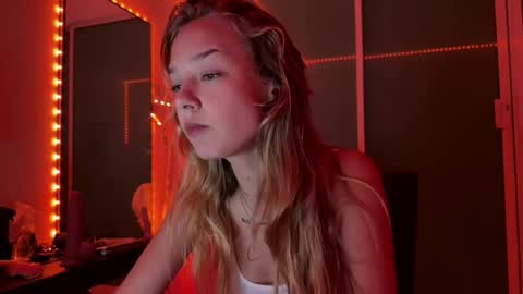 Snapshot of anita__hills chatting on September 2025 05:51:02 PM anita__hills online show from September 2025 05:51:02 PM