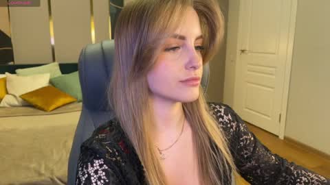 Anita online show from April 2026 01:03:01 AM