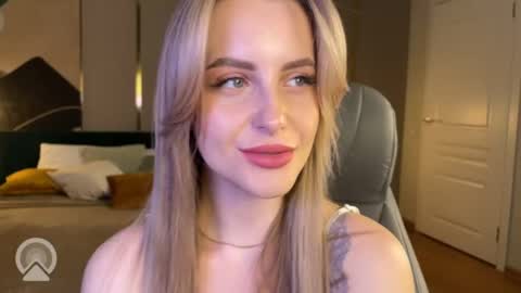 Snapshot of anita_blairr chatting on April 2026 01:08:01 AM Anita online show from April 2026 01:08:01 AM