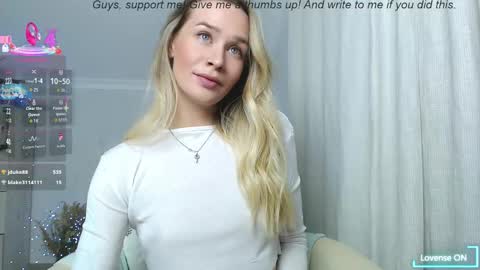 Snapshot of anita_delicious chatting on October 2025 07:23:01 PM anita_delicious online show from October 2025 07:23:01 PM
