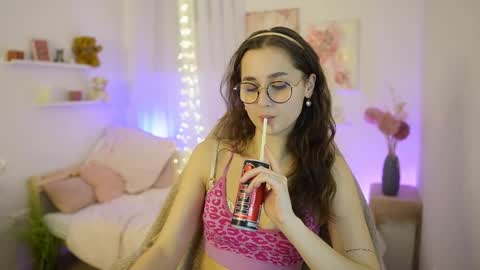 Anita Grey online show from December 2025 07:32:01 PM