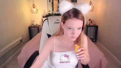 Snapshot of anita_marcelle chatting on June 2026 07:57:02 AM Anita online show from June 2026 07:57:02 AM