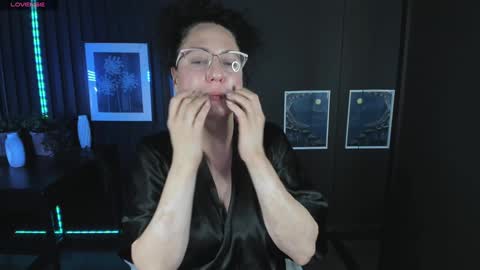 Snapshot of anita_muse chatting on January 2025 07:55:01 PM Anita online show from January 2025 07:55:01 PM