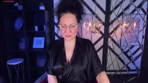 Snapshot of anita_muse chatting on February 2025 09:08:02 PM Anita online show from February 2025 09:08:02 PM