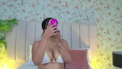 Dania Lpez online show from March 2026 12:16:01 PM