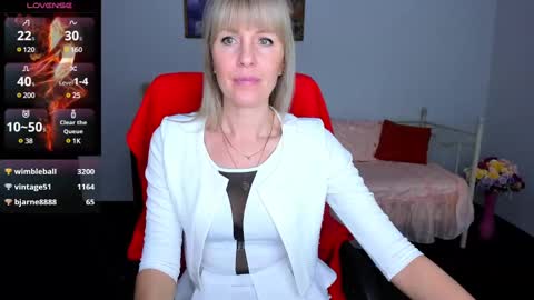 Anita online show from March 2025 10:13:02 AM