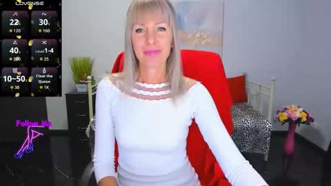 Anita online show from October 2025 06:22:02 AM