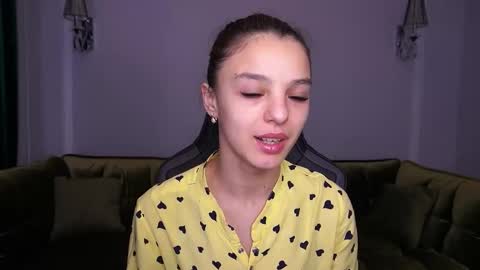 Snapshot of anitabambie chatting on November 2025 01:58:02 PM Anita online show from November 2025 01:58:02 PM