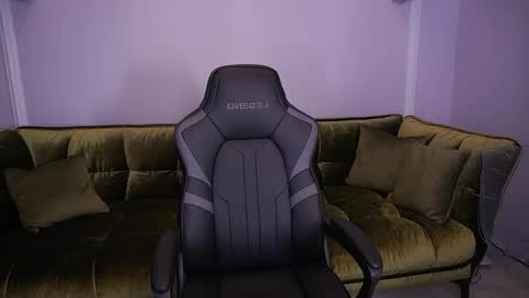 Snapshot of anitabambie chatting on December 2025 02:23:01 PM Anita online show from December 2025 02:23:01 PM