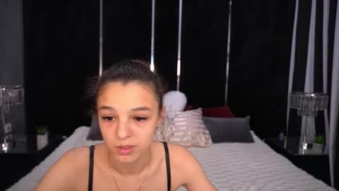 Snapshot of anitabambie chatting on December 2025 02:44:02 PM Anita online show from December 2025 02:44:02 PM