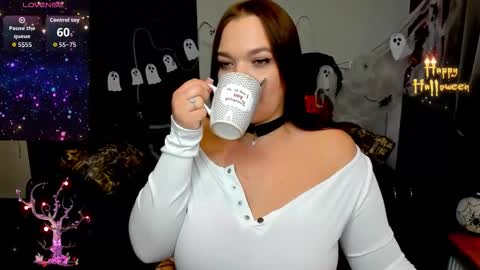 Anita online show from November 2025 06:34:01 AM