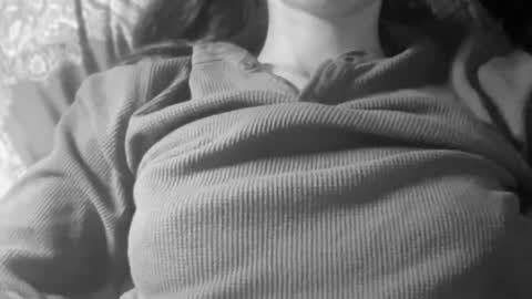 Anje online show from December 2024 06:42:02 PM