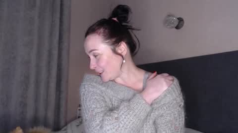 anjutka08 online show from February 2026 05:20:01 PM