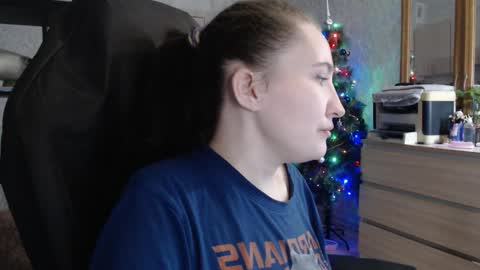Snapshot of ankey_rayah chatting on December 2024 06:16:02 PM Nameless online show from December 2024 06:16:02 PM