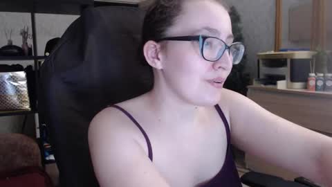 Snapshot of ankey_rayah chatting on February 2025 06:13:02 PM Nameless online show from February 2025 06:13:02 PM