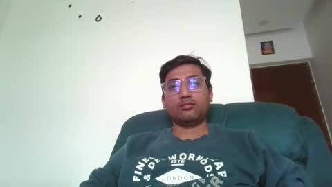 Snapshot of ankur1722 chatting on February 2026 06:26:01 AM Slave looking for Mistress online show from February 2026 06:26:01 AM