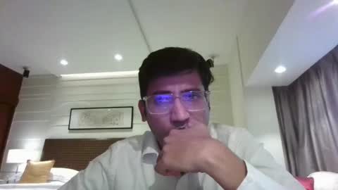 Slave looking for Mistress online show from June 2026 12:42:02 PM