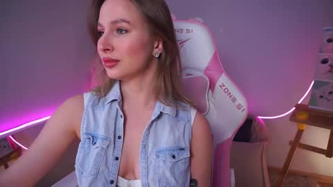 Ann online show from November 2025 02:29:02 PM