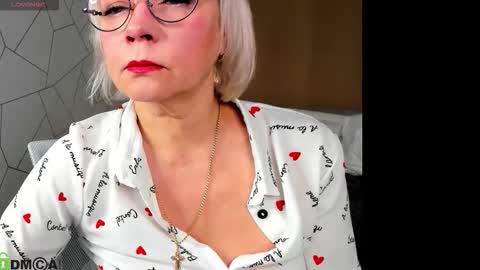 Snapshot of ann_annise chatting on February 2026 01:13:01 AM ann_annise online show from February 2026 01:13:01 AM