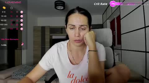 Snapshot of anna___25 chatting on June 2026 08:12:02 PM Anna online show from June 2026 08:12:02 PM