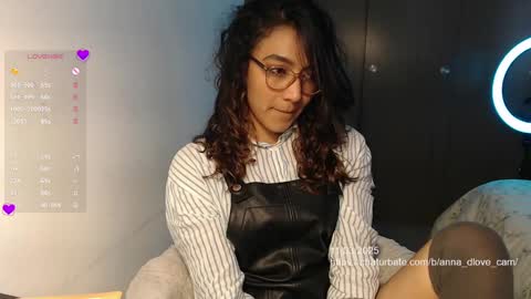 Anna online show from March 2025 06:41:02 PM