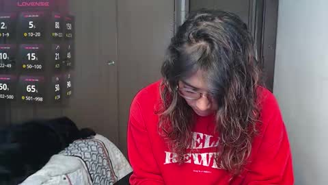 Anna online show from October 2025 03:24:01 PM